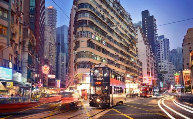 hong-kong-tiep-tuc-la-nen-kinh-te-canh-tranh-nhat-the-gioi-e1490089066567