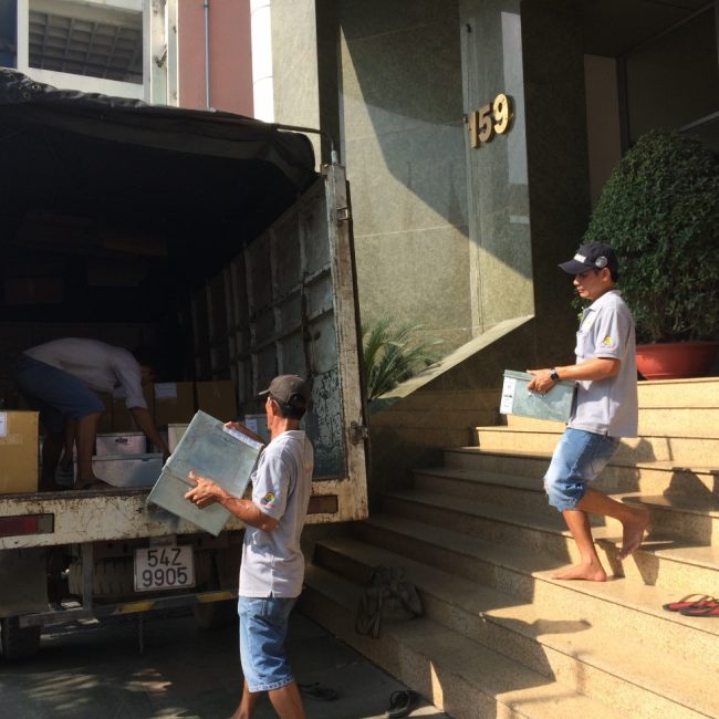 nhan-cho-hang-thanh-khe