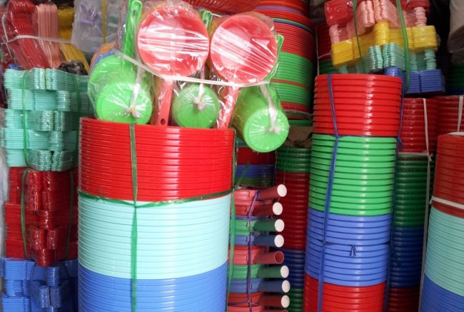 van-chuyen-hang-nhua-gia-dung