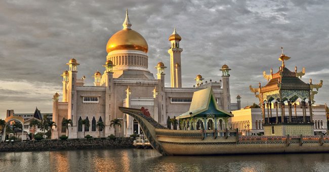 chuyen-phat-di-Brunei