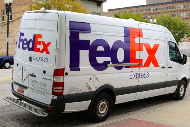 chuyen-phat-nhanh-quoc-te-fedex