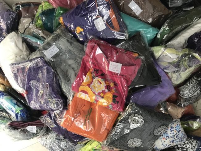 gui-hang-di-my-gia-bao-nhieu