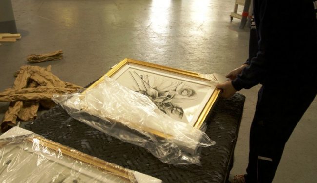 van-chuyen-tranh-anh-di-my