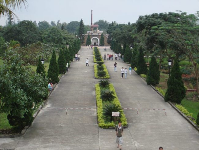 thue-xe-di-quang-tri