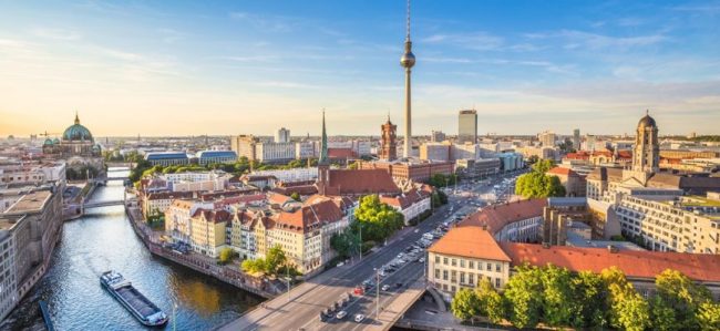 Berlin-city-view-870×400