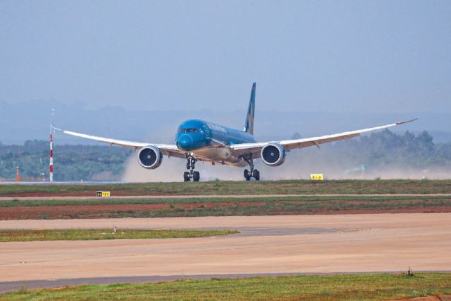 Chuyến bay xông đất sân bay Long Thành