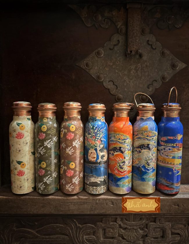 Bình đựng nước bằng đồng